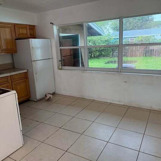 6205 RODMAN Street, Hollywood FL 33023 photo 3