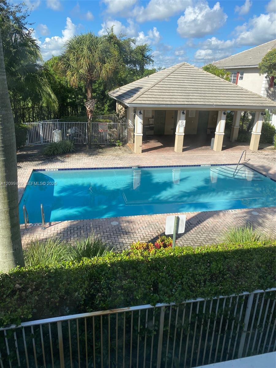 675 NW 42nd Ave # 675, Plantation FL 33317 photo 2