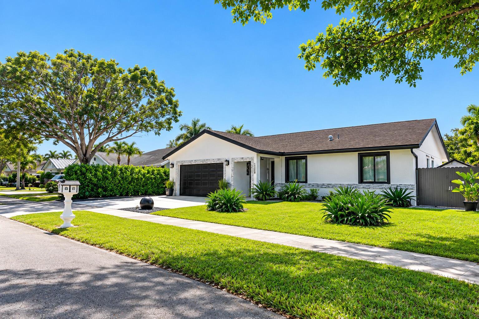 16580 SW 299th Terrace, Homestead FL 33033 photo 3