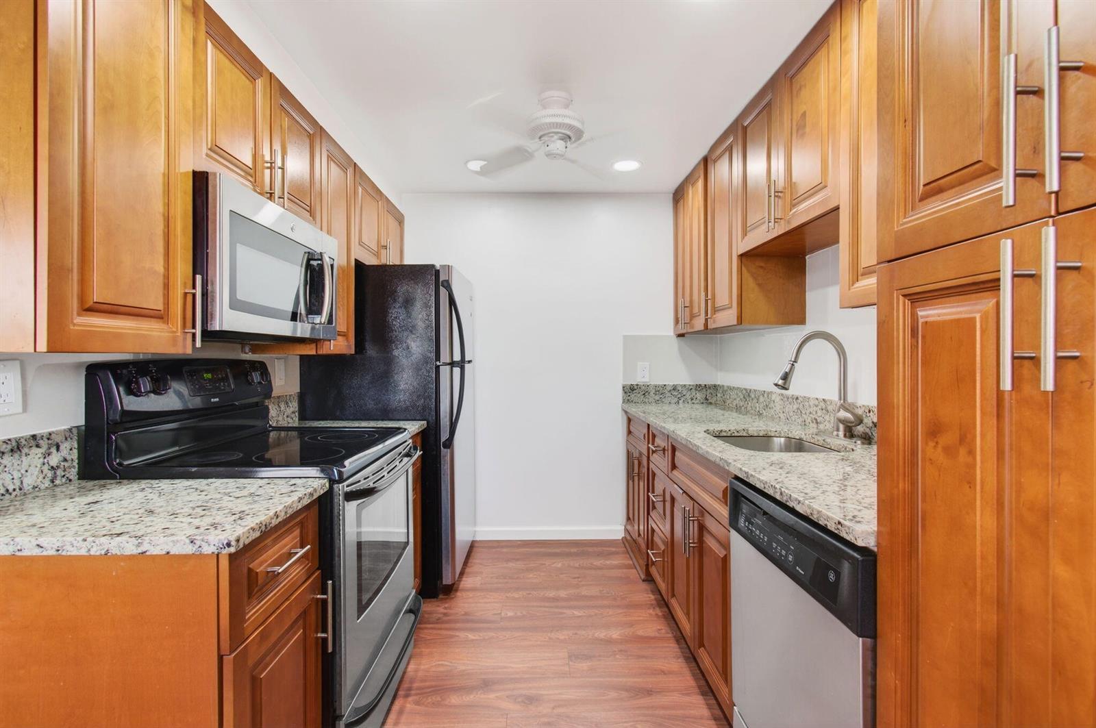 2035 Cornwall B, Boca Raton FL 33434 photo 5