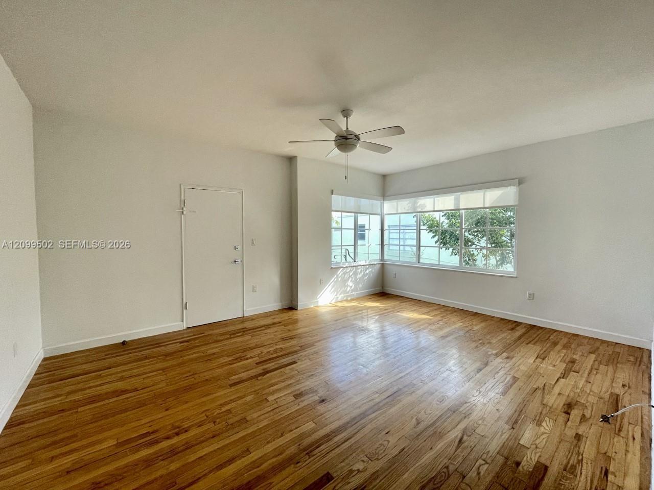 2840 Pine Tree Dr # 1, Miami Beach FL 33140 photo 3