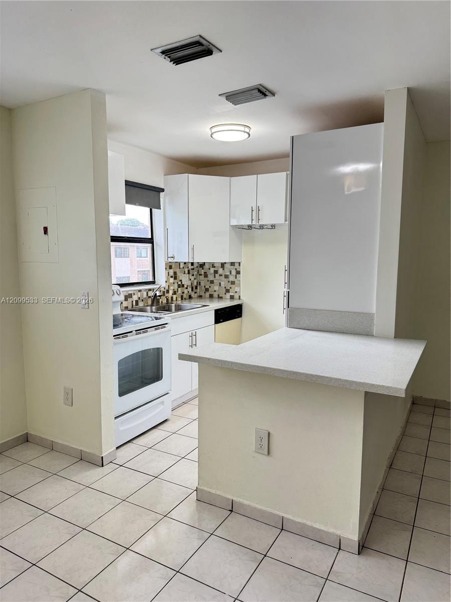 15475 SW 80th St # 15, Miami FL 33193 photo 5