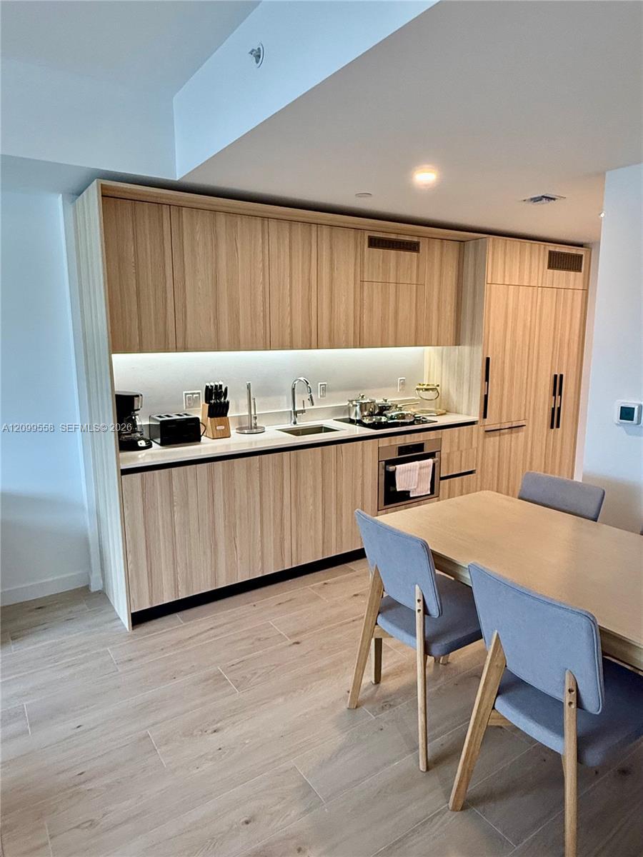 225 N Miami Ave # 3406, Miami FL 33128 photo 5