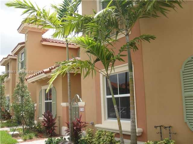 5803 Siena Ln # 606, Hollywood FL 33021 photo 2