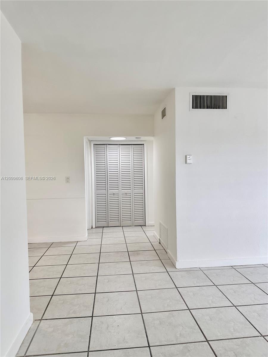 950 Biarritz Dr # 4, Miami Beach FL 33141 photo 2