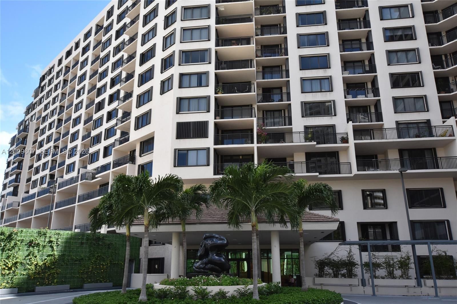 540 BRICKELL KEY DR # 902, Miami FL 33131