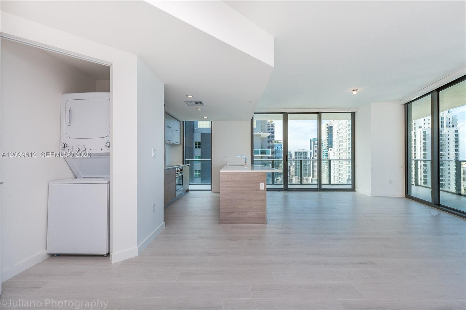 1300 S Miami Ave # 3301, Miami FL 33130 photo 3
