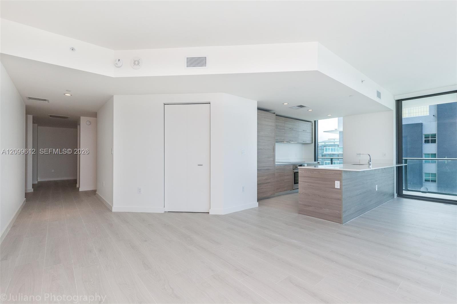 1300 S Miami Ave # 3301, Miami FL 33130 photo 4