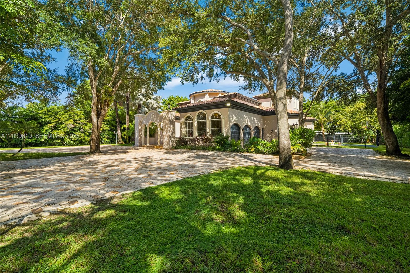 7837 SW 117th St, Pinecrest FL 33156 photo 3