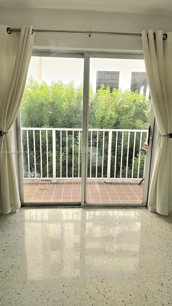 836 SW 1st St # 403, Miami FL 33130 photo 5