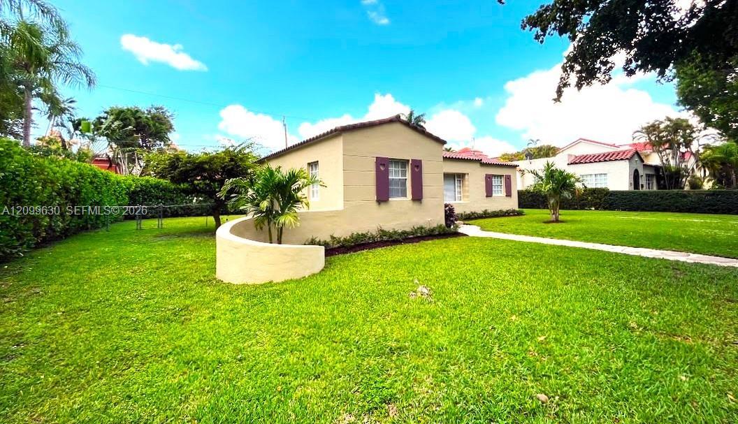 628 Alcazar Ave, Coral Gables FL 33134 photo 2