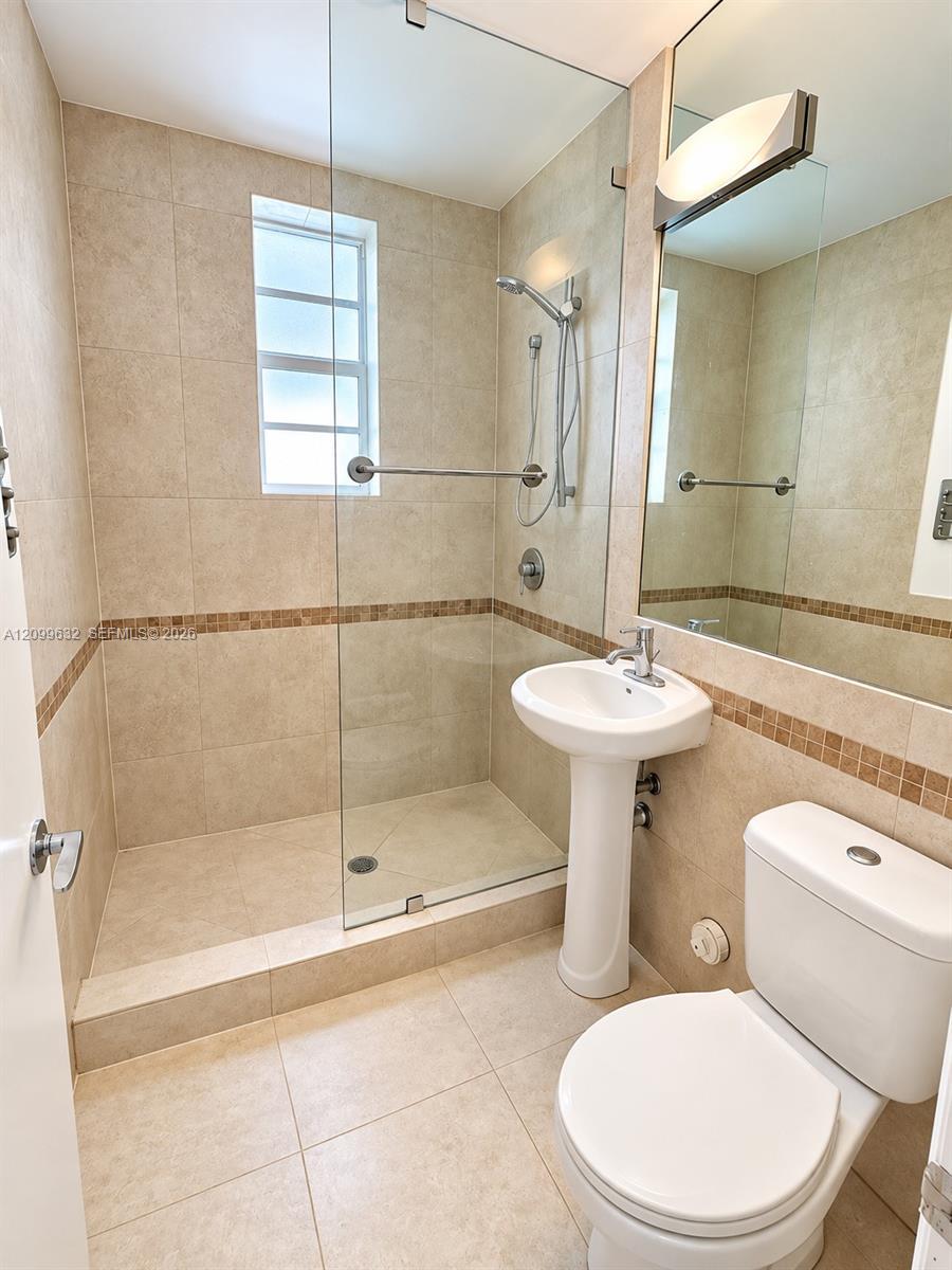 1000 Meridian Ave # 17, Miami Beach FL 33139 photo 3