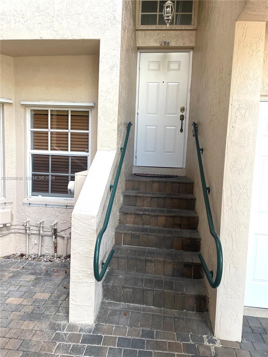 5640 NW 115th Ct # 208, Doral FL 33178 photo 2