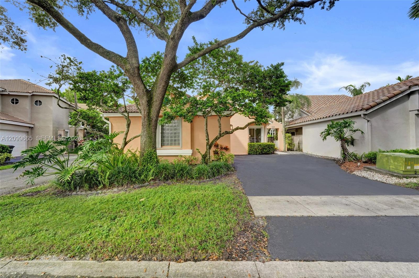10149 NW 4th St, Plantation FL 33324 photo 2