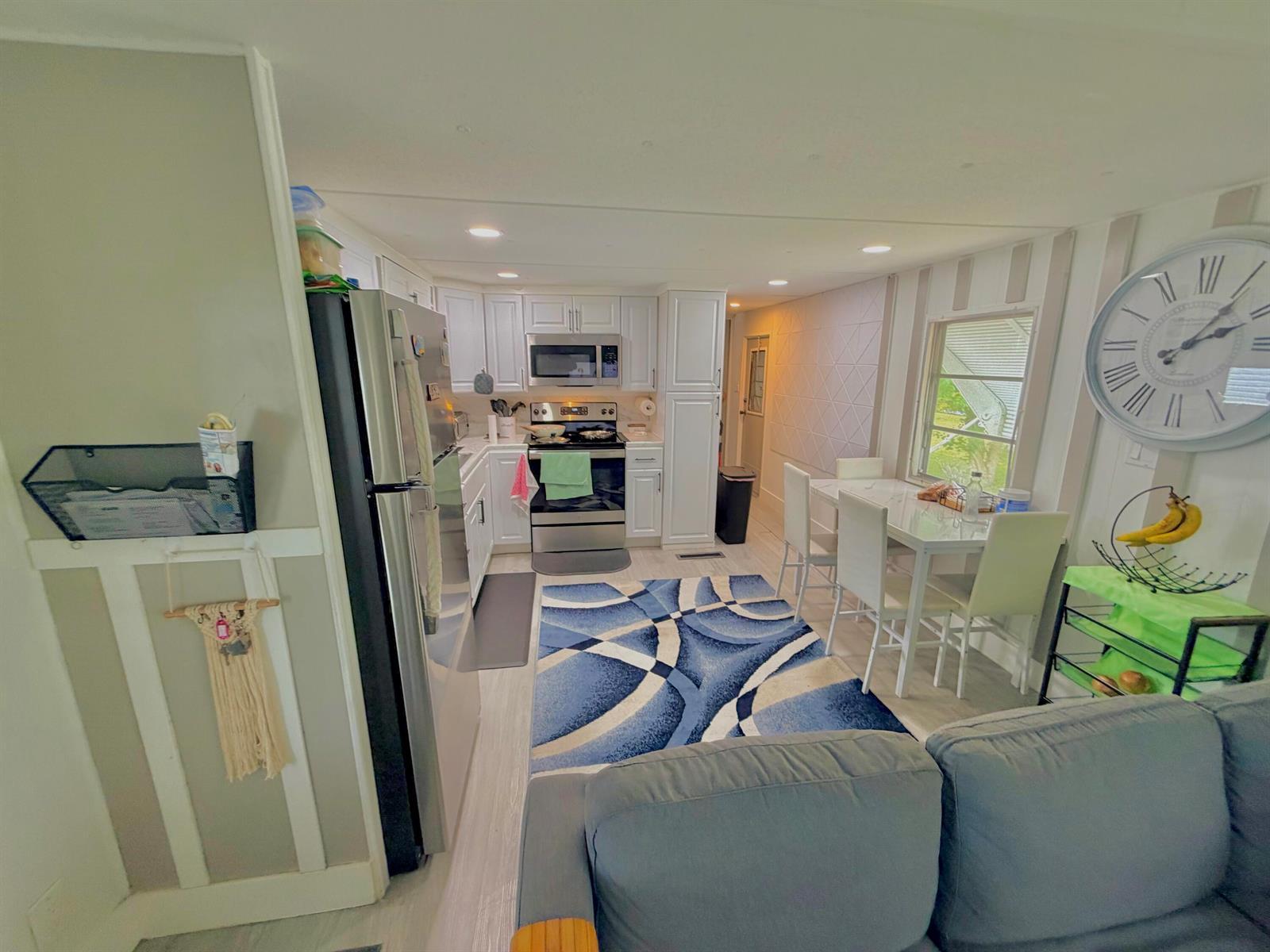 14624 Glenview Drive, Delray Beach FL 33445 photo 3
