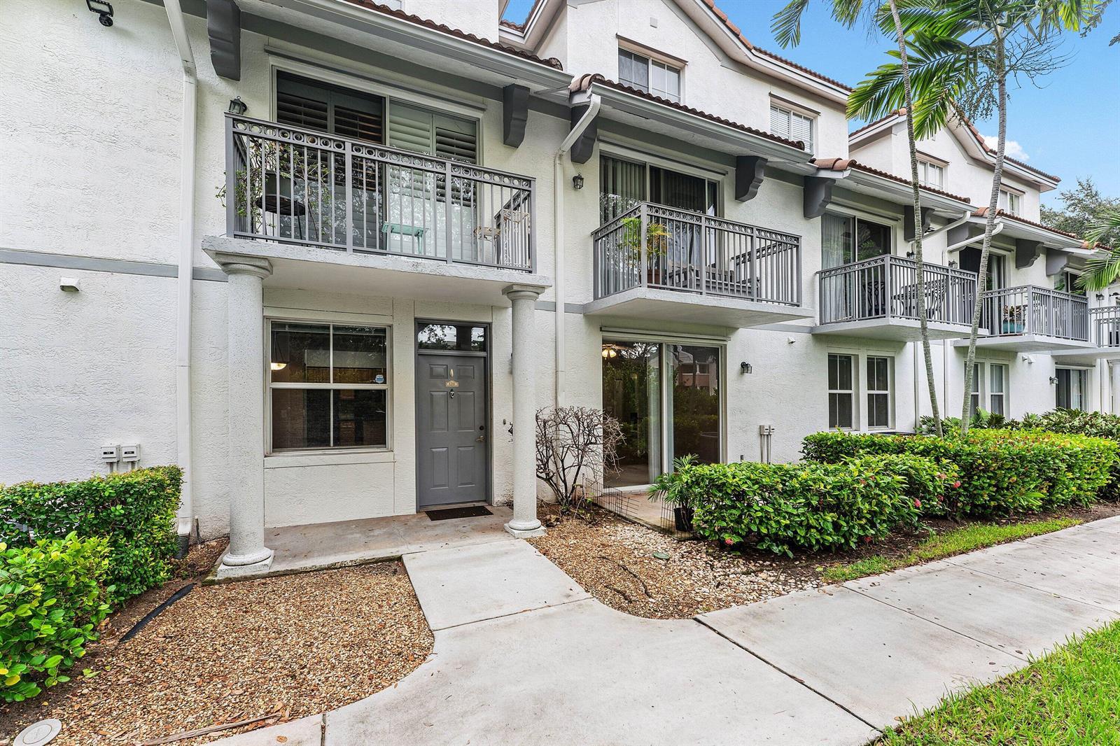 2030 Alta Meadows Lane # 1211, Delray Beach FL 33444 photo 2