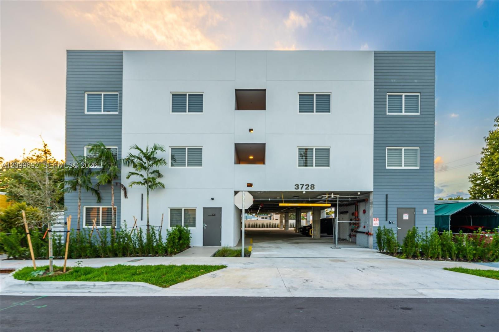 3728 NW 19th Ave # 206, Miami FL 33142