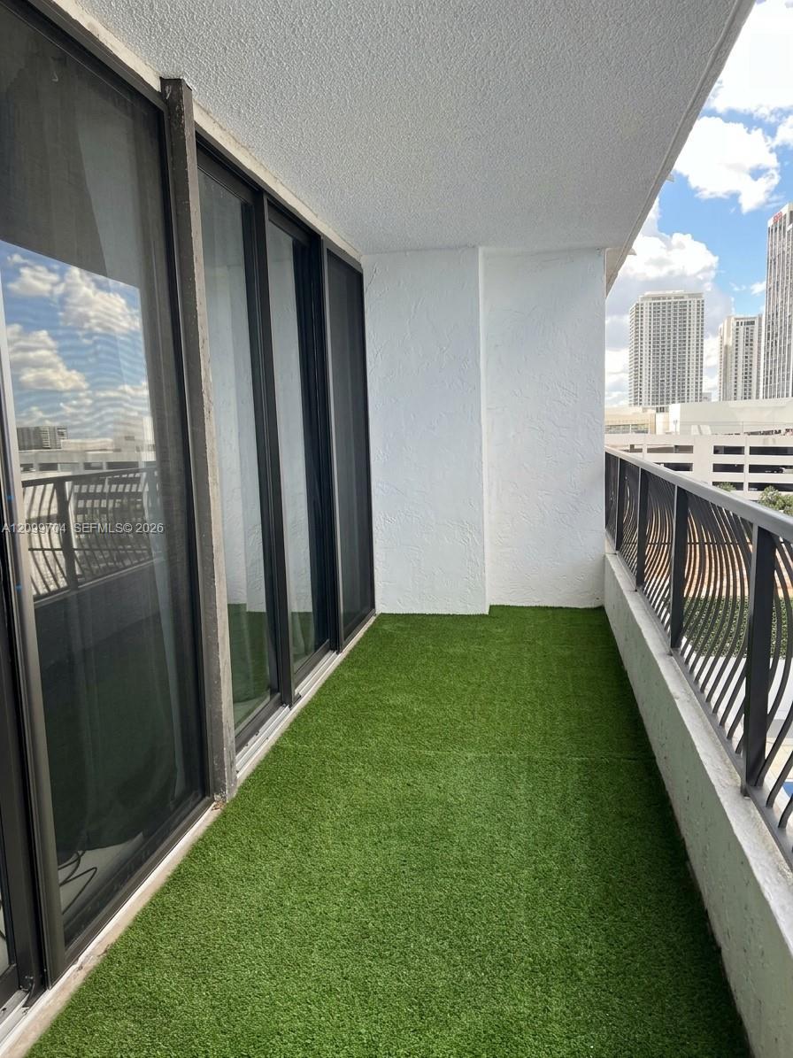 555 NE 15th St # 10F, Miami FL 33132 photo 5