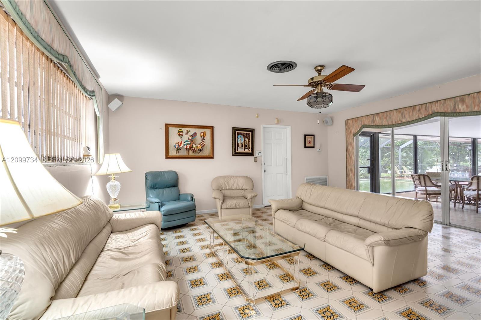 7200 S Miami Lakeway S, Miami Lakes FL 33014 photo 5