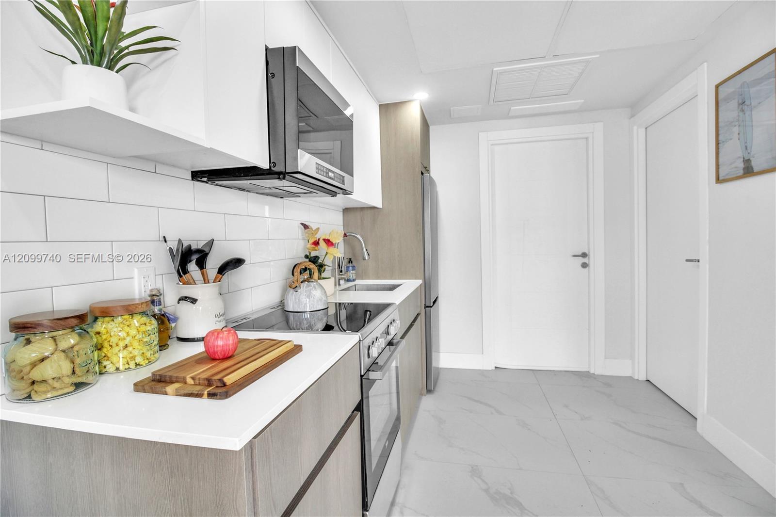 944 Jefferson Ave # 13, Miami Beach FL 33139 photo 4