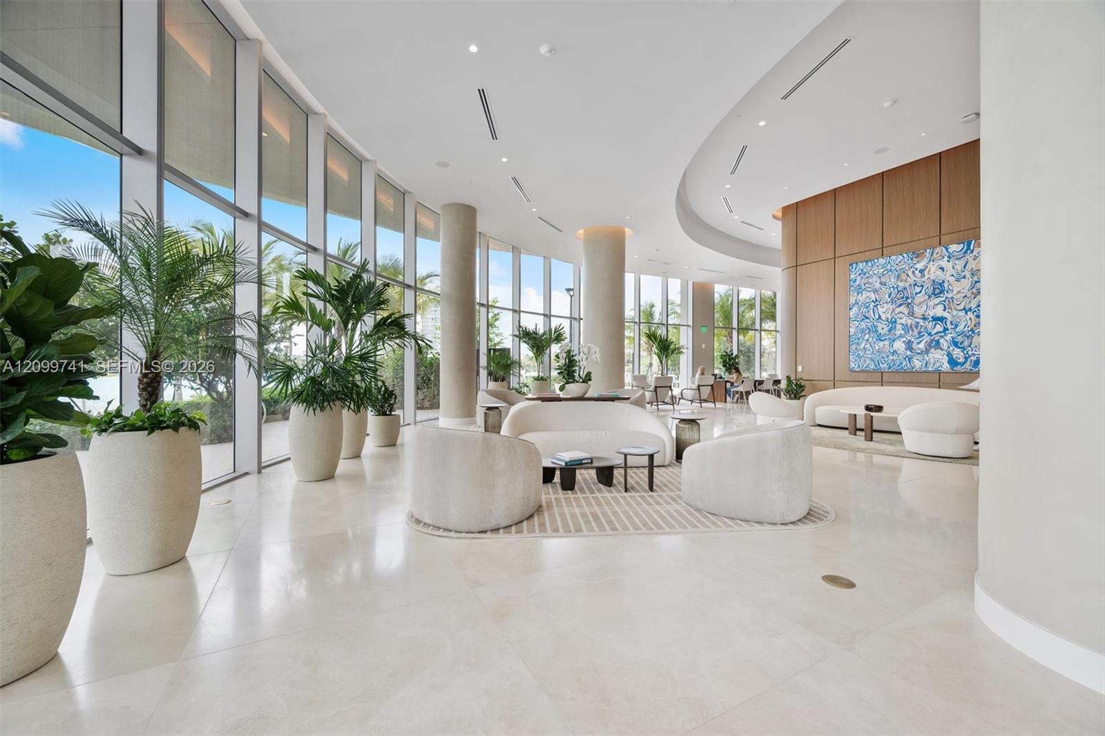 2411 Laguna Circle # 2211, Miami FL 33180