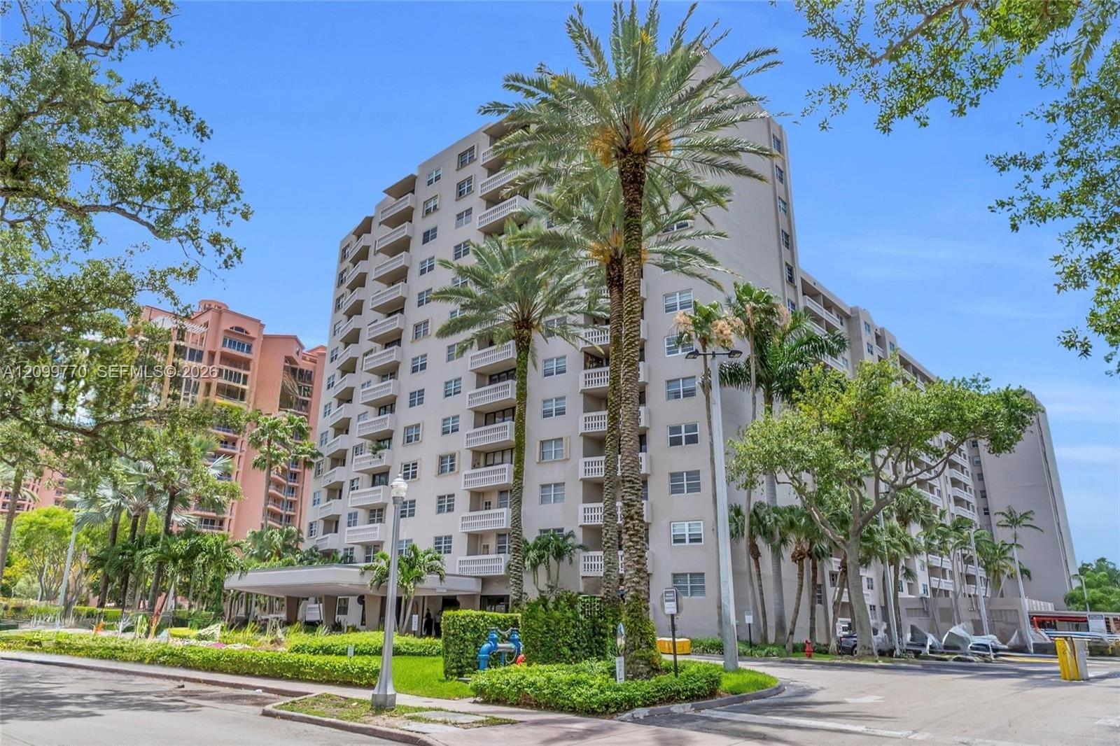 90 Edgewater Dr, Coral Gables FL 33133