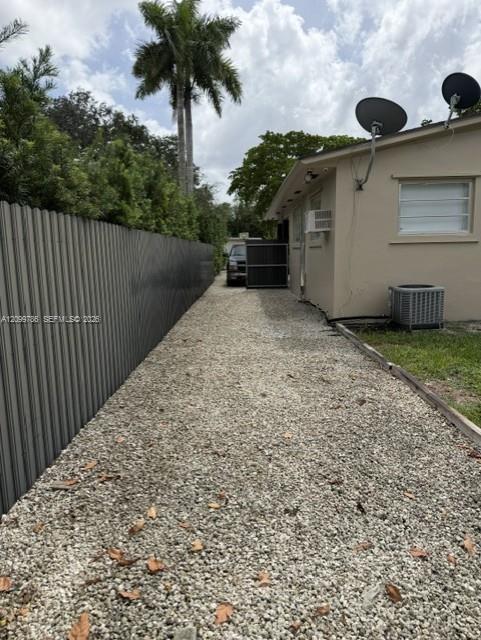117 Carlisle Dr # a, Miami Springs FL 33166 photo 3