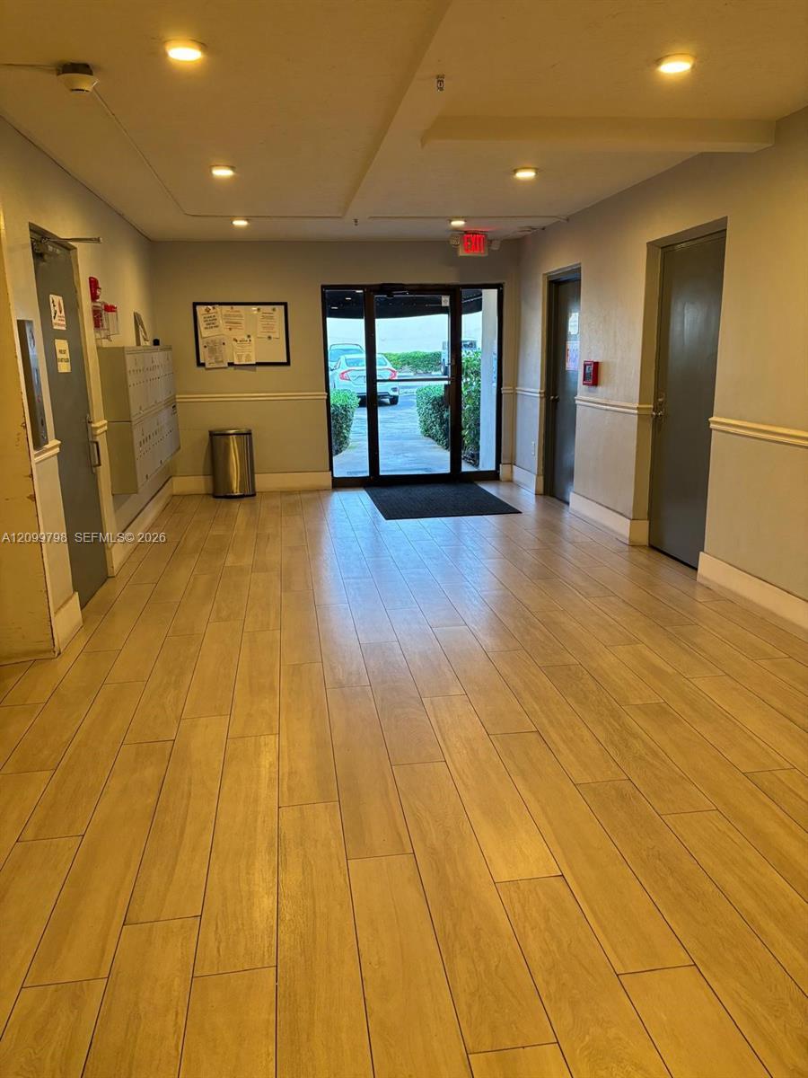9022 NE 8th Ave # 3R, Miami Shores FL 33138 photo 2