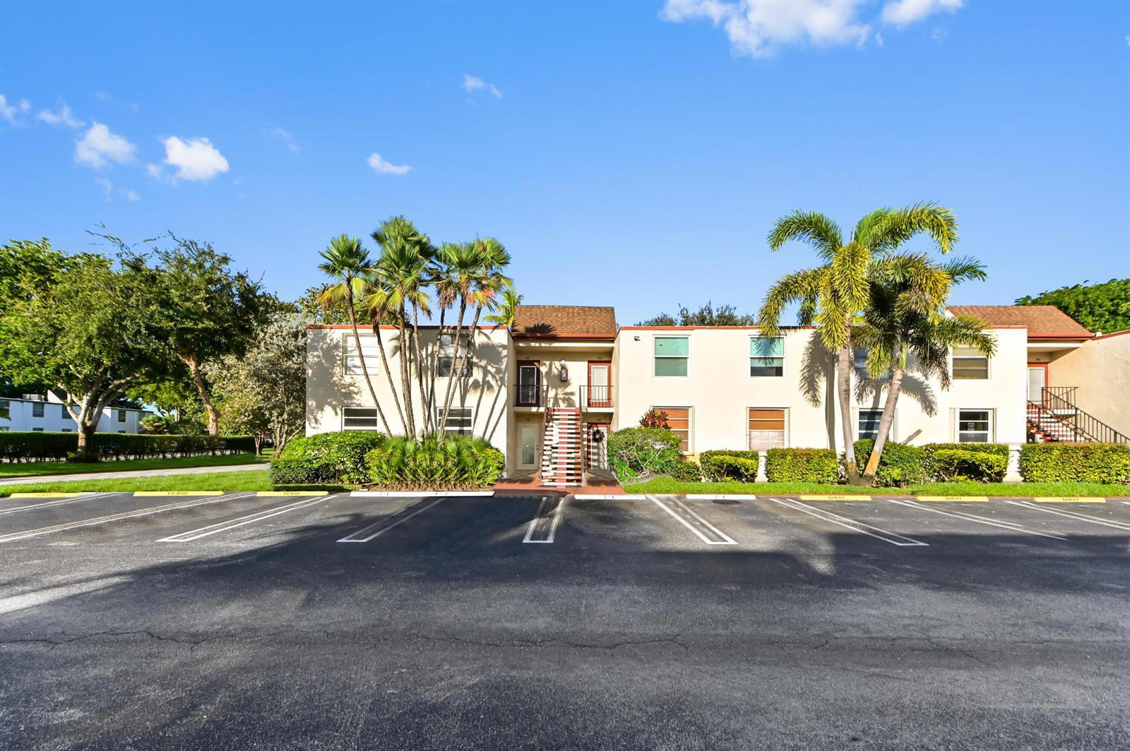 7 Willowbrook Lane # 101, Delray Beach FL 33446 photo 3