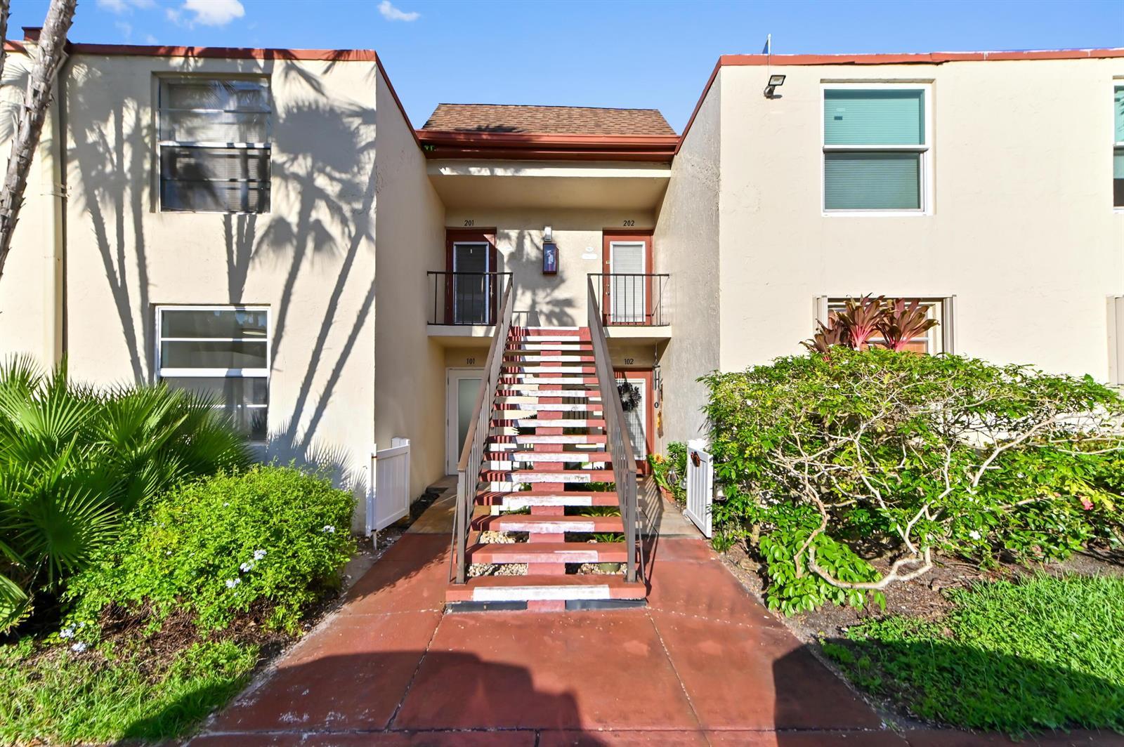 7 Willowbrook Lane # 101, Delray Beach FL 33446 photo 4