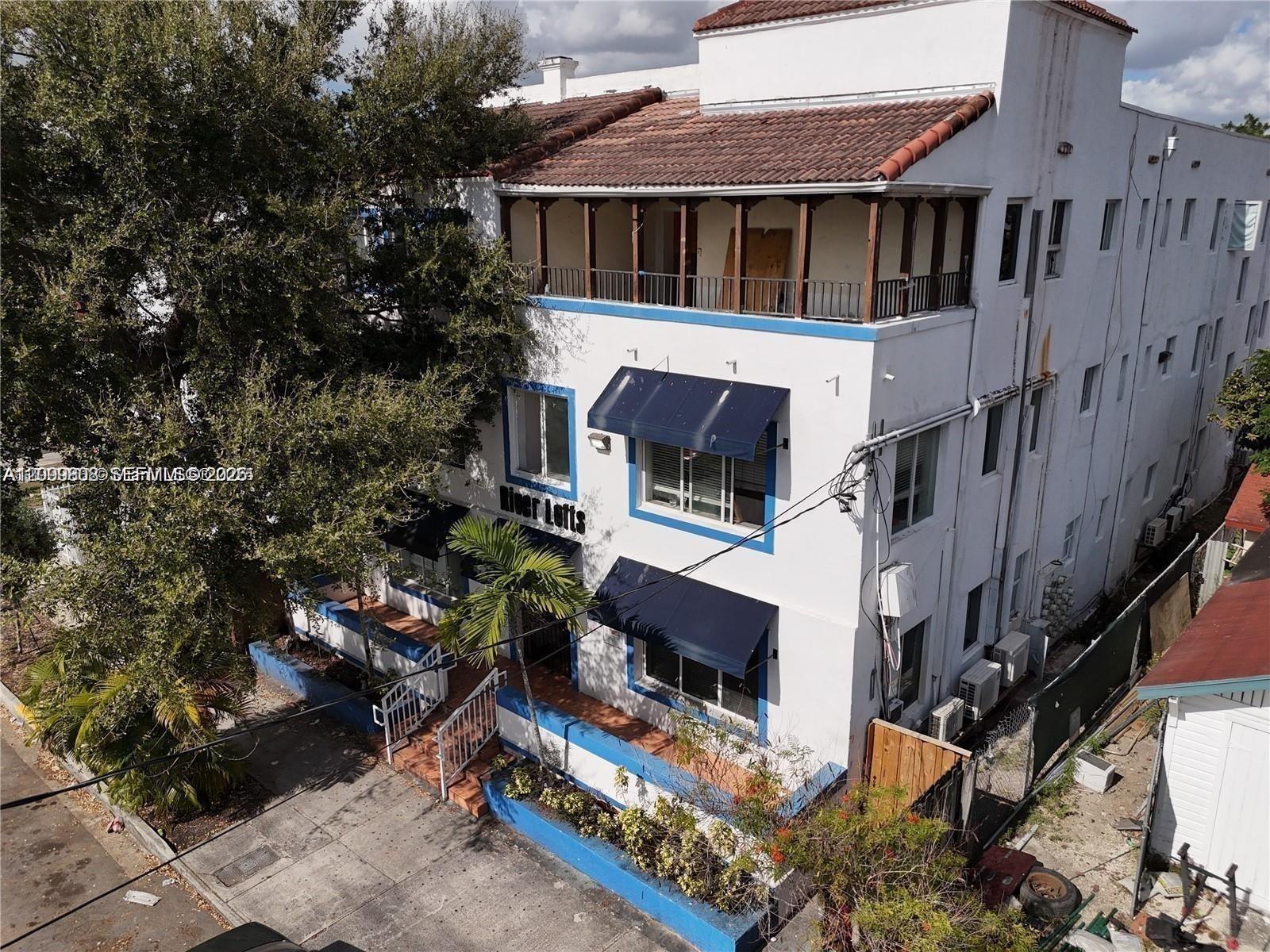 1021 NW 3rd St # 305, Miami FL 33128 photo 2