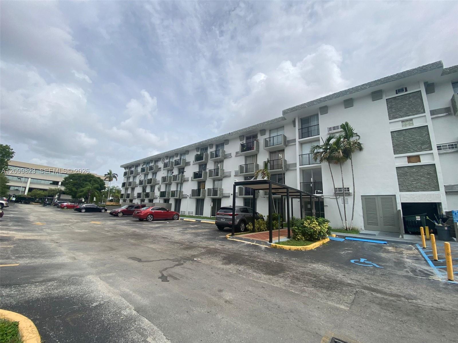 16450 NW 2nd Ave # 104, Miami FL 33169