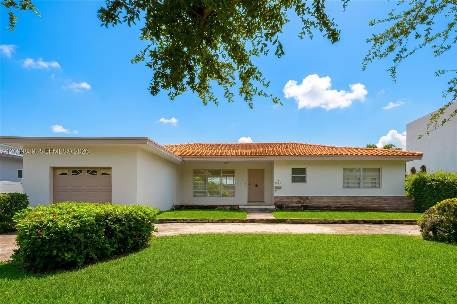 4535 N Jefferson Ave, Miami Beach FL 33140