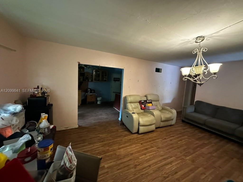2299 NW 90th St, Miami FL 33147 photo 2