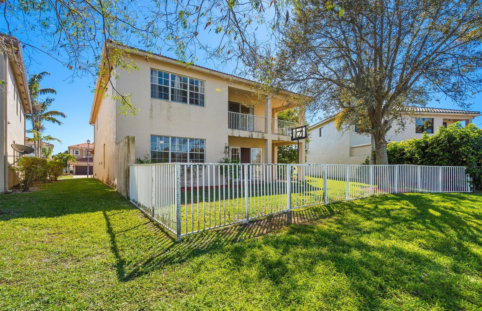 10633 OLD HAMMOCK Way, Wellington FL 33414 photo 4