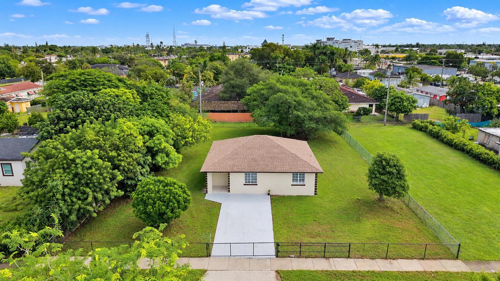 105 NW 5TH Avenue, Homestead FL 33030 photo 4