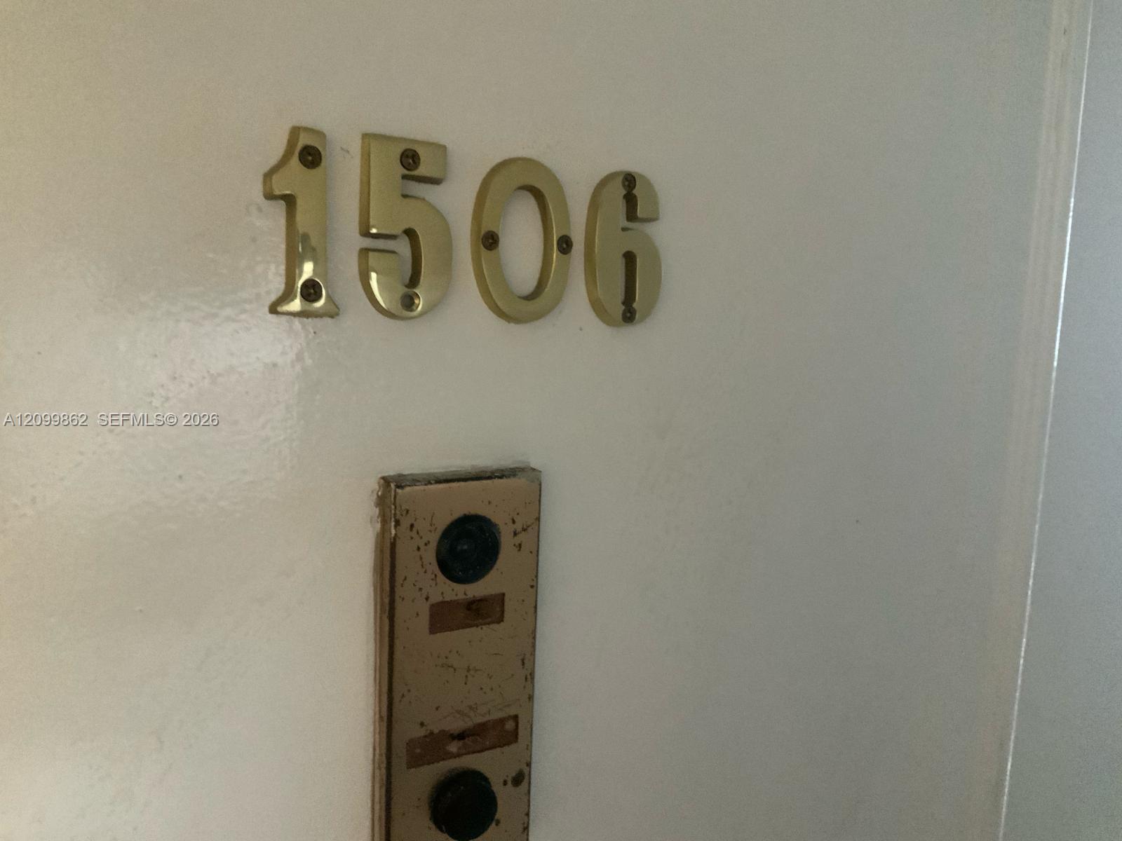 999 Brickell Bay Dr # 1506, Miami FL 33131