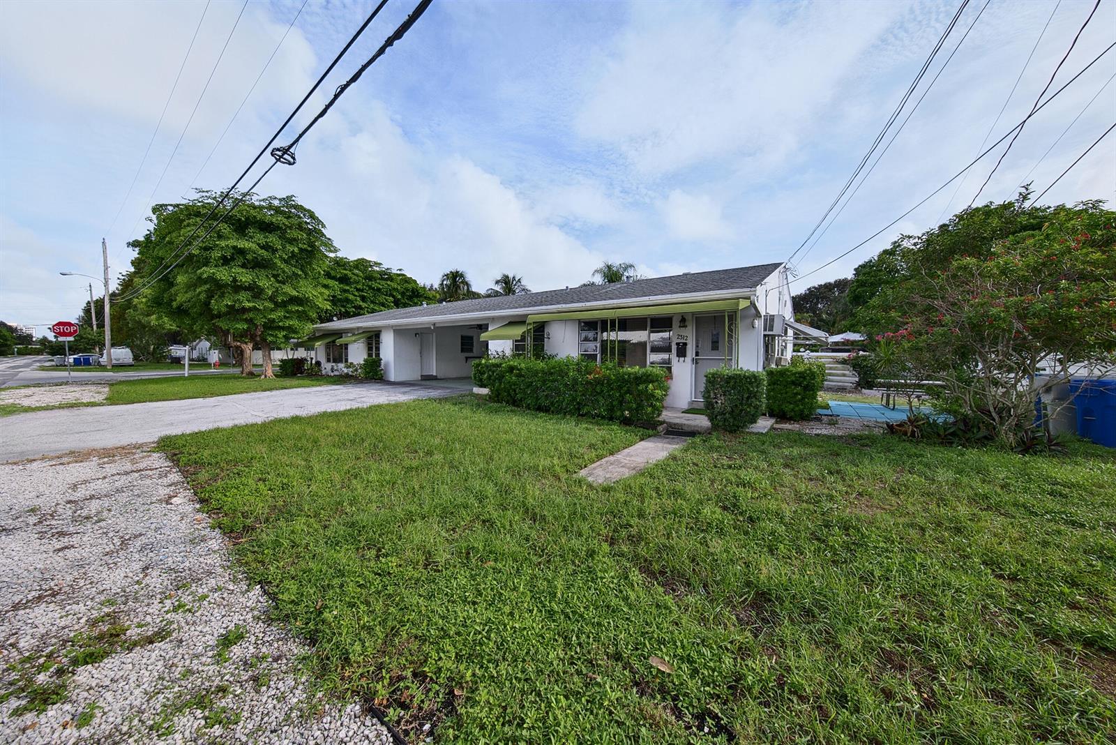 239 NE 24TH Avenue, Pompano Beach FL 33062
