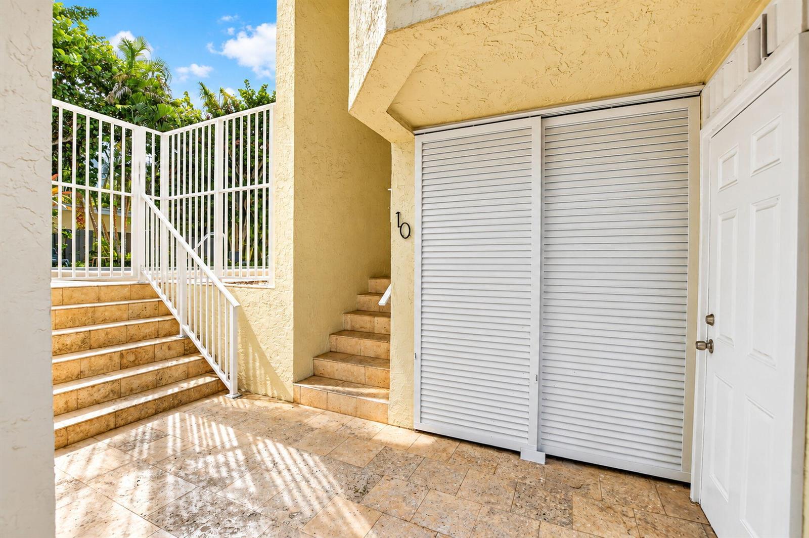 884 SE 19th Avenue # 10, Deerfield Beach FL 33441 photo 4