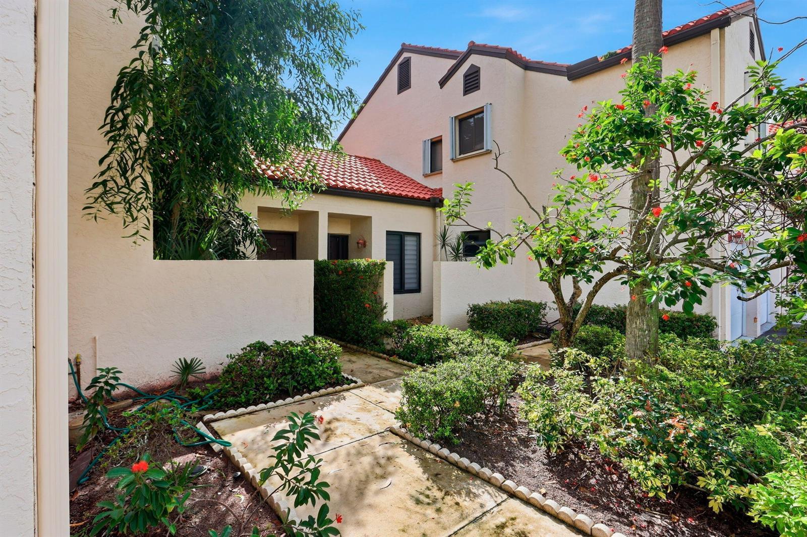 22 VIA DE CASAS SUR # 102, Boynton Beach FL 33426 photo 3