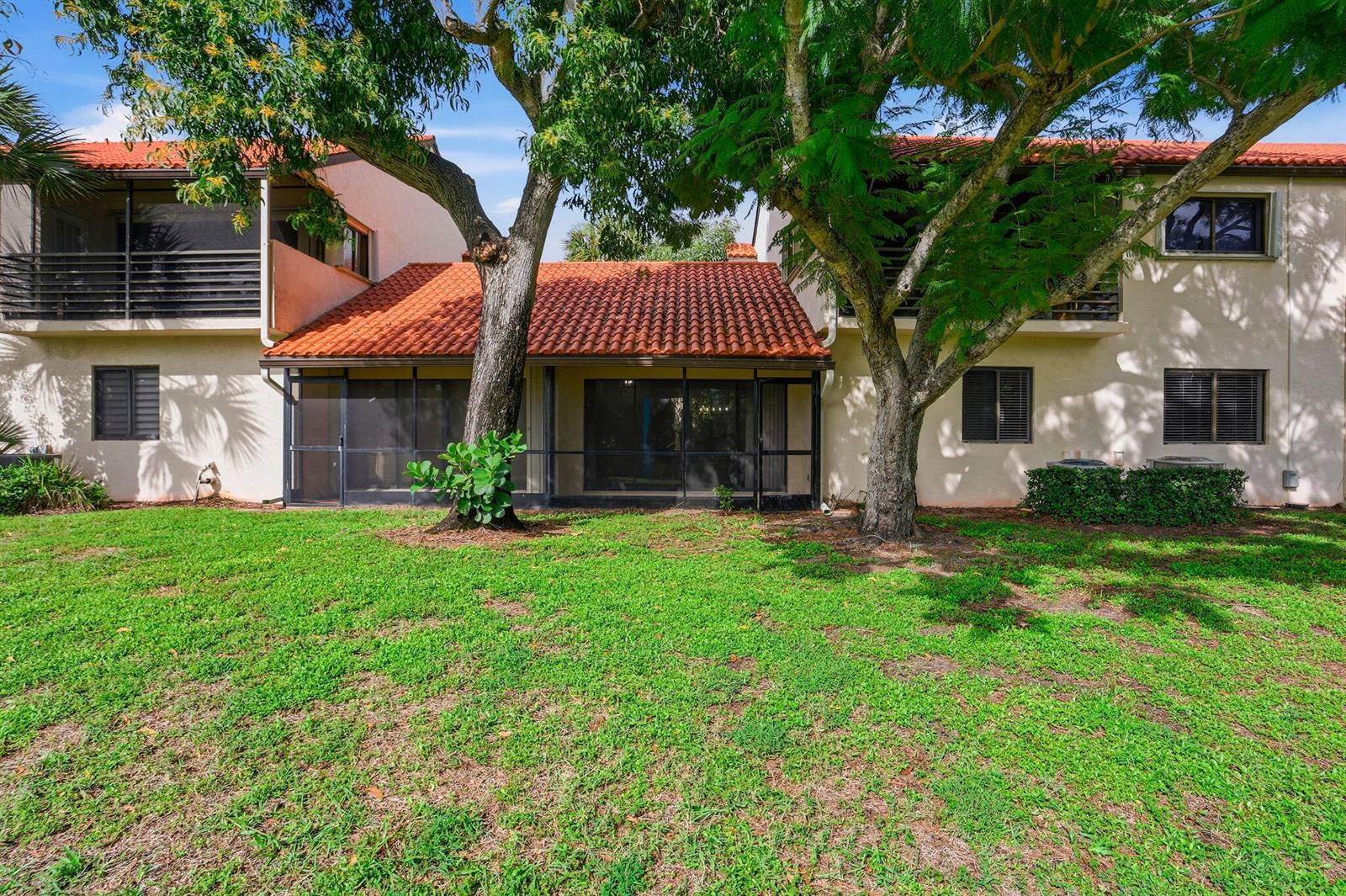 22 VIA DE CASAS SUR # 102, Boynton Beach FL 33426 photo 4