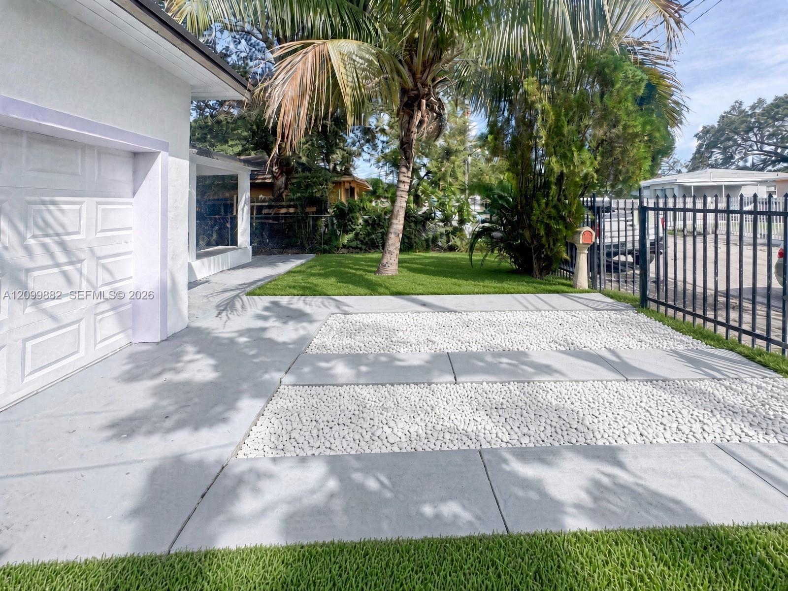 1427 NW 69th Ter, Miami FL 33147 photo 2