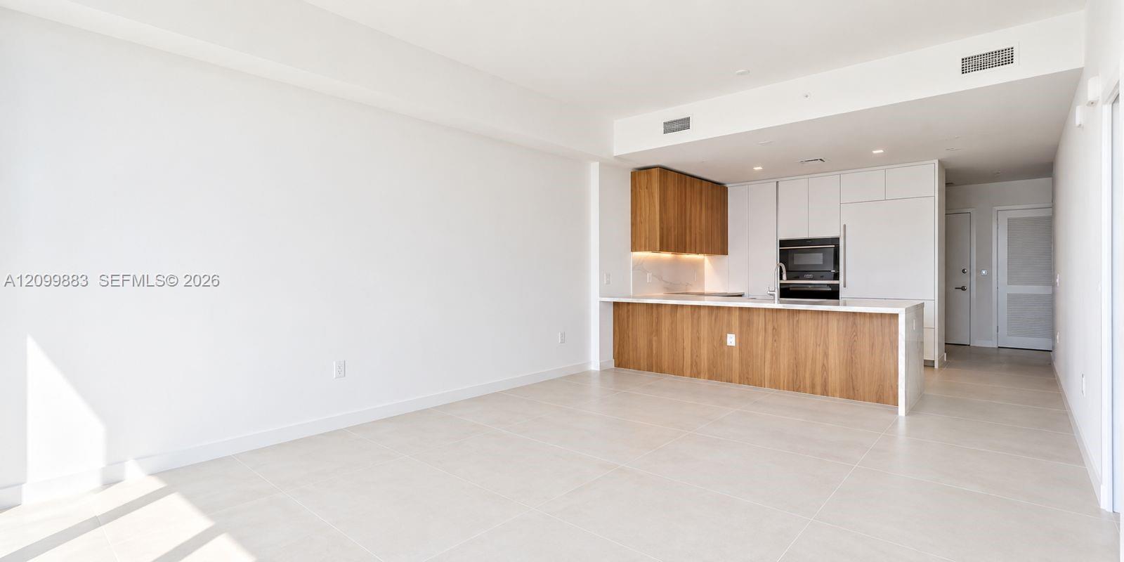 1400 Biscayne boulevard # 1804, Miami FL 33132 photo 4