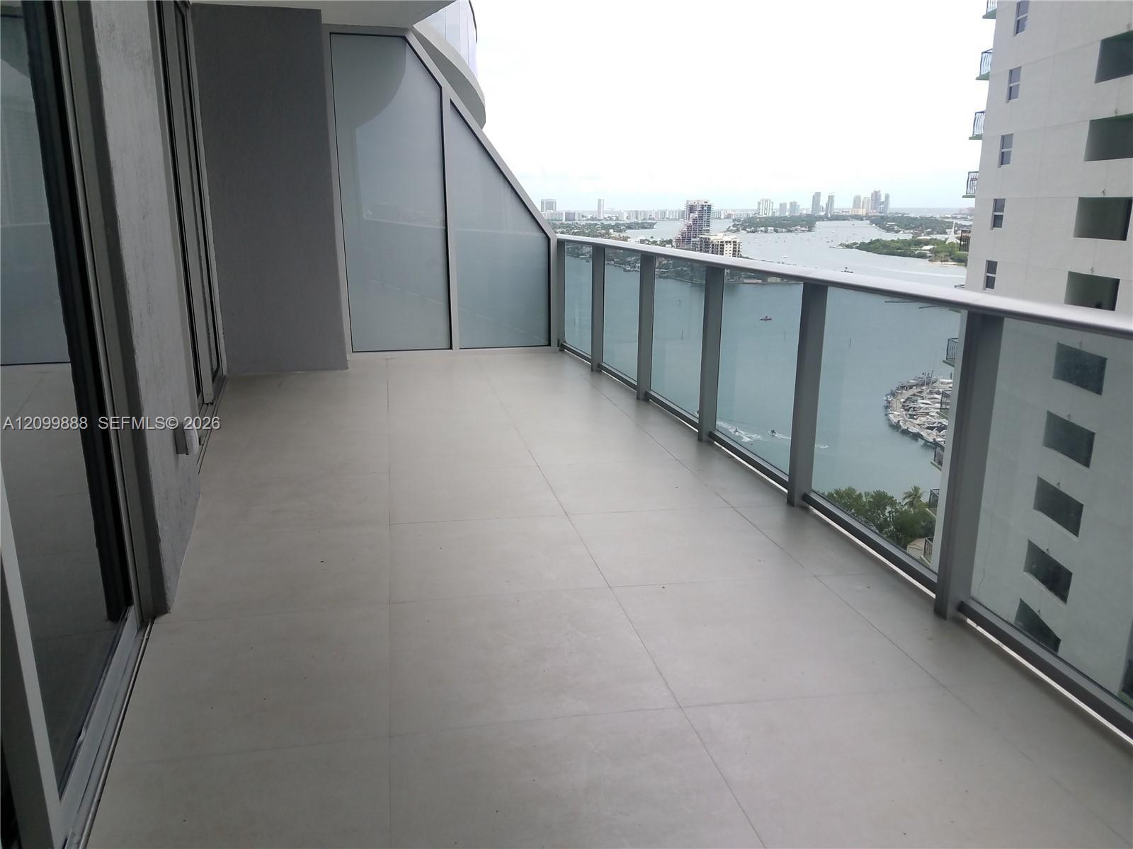 488 NE 18th St # 2206, Miami FL 33132 photo 4