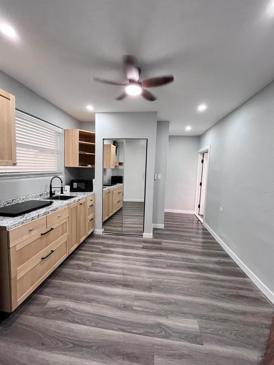 802 SW 5th Avenue, Delray Beach FL 33444 photo 3