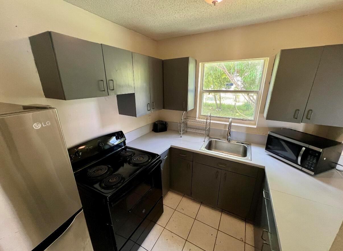 802 SW 5th Avenue, Delray Beach FL 33444 photo 5
