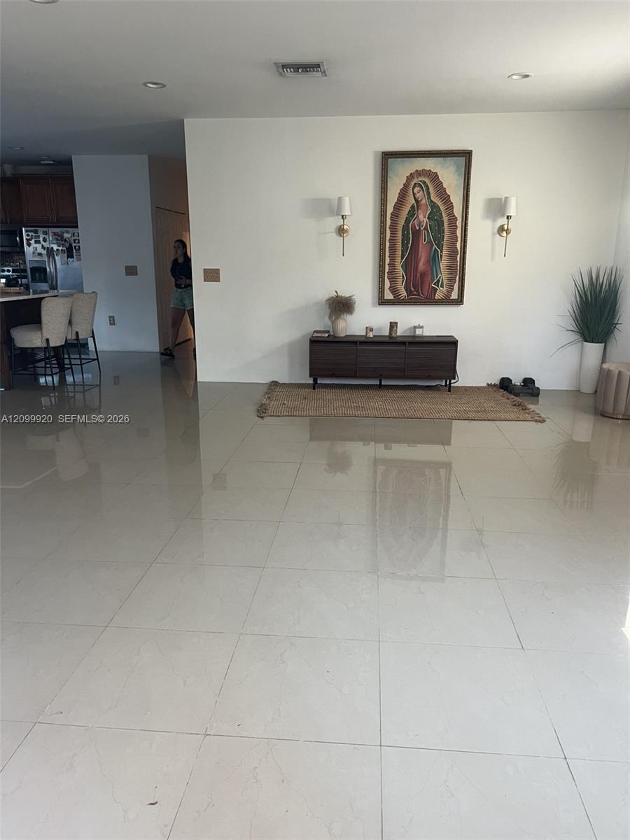 5732 Fletcher St, Hollywood FL 33023 photo 2