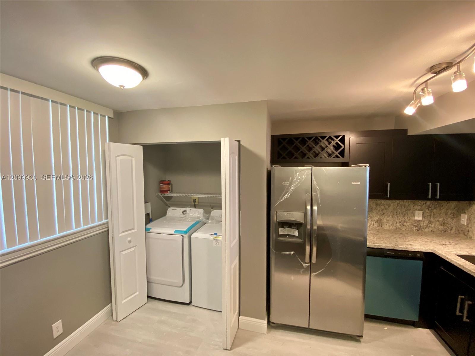 117 Lake Emerald Dr # 209, Oakland Park FL 33309 photo 2