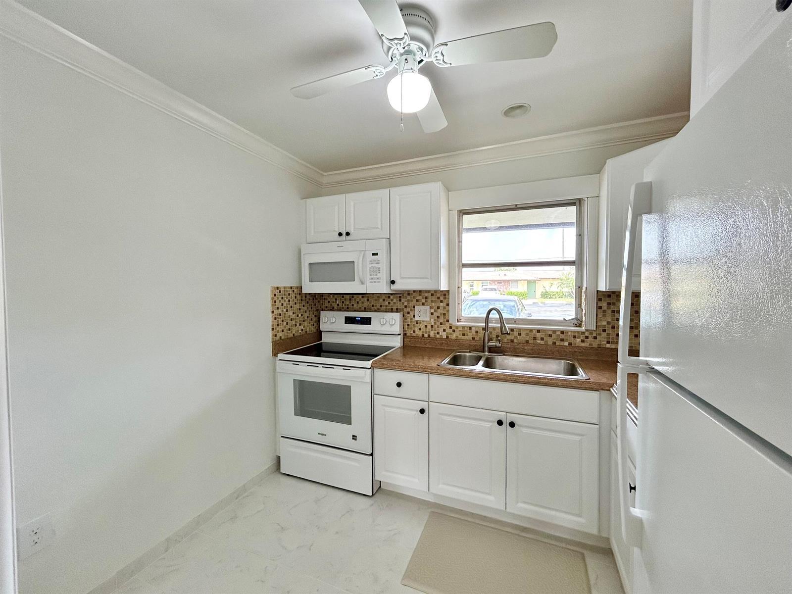 2915 Crosley Drive W # A, West Palm Beach FL 33415 photo 3