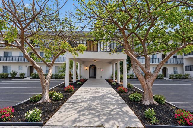 1410 S Federal Highway # 303, FL 33460 photo 2
